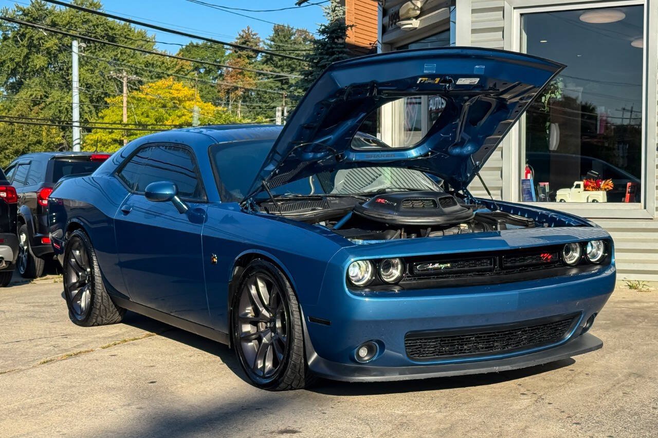 Used 2021 Dodge Challenger R/T Scat Pack w/ Shaker Package RWD image 2