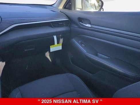 New 2025 Nissan Altima 2.5 SV w/ SV Premium Package FWD image 20