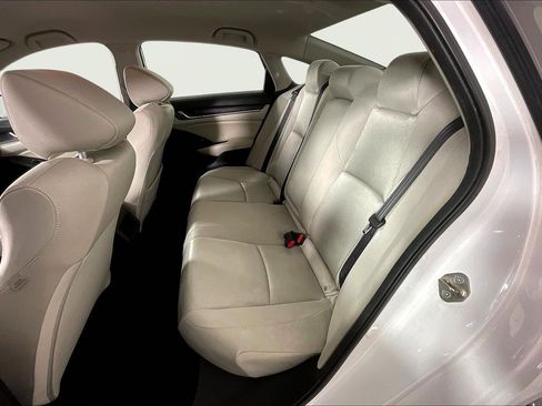 Used 2019 Honda Accord LX image 22