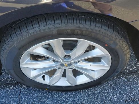 Used 2023 Chevrolet Malibu LT image 7