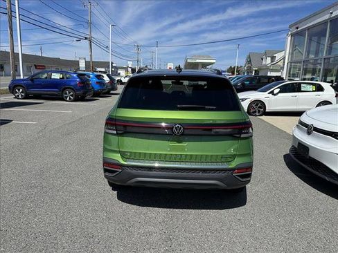 New 2026 Volkswagen Taos SE AWD/4WD image 5
