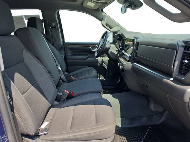 Used 2023 Chevrolet Silverado 1500 RST w/ Z71 Off-Road Package AWD/4WD image 17