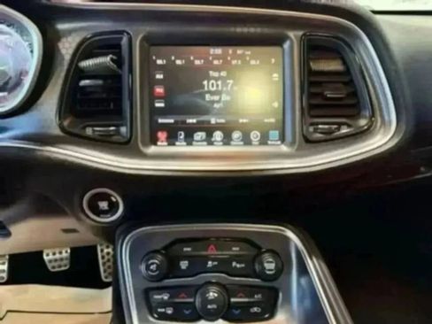 Used 2016 Dodge Challenger R/T Plus image 20