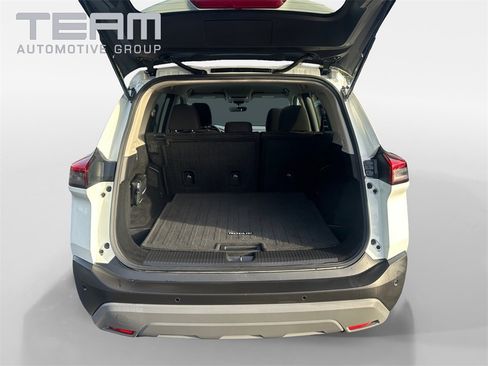 Used 2023 Nissan Rogue S image 13