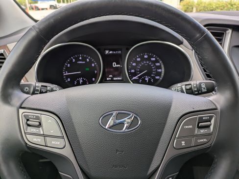 Used 2018 Hyundai Santa Fe Sport w/ 2.0T Ultimate Tech Package 05 FWD image 28