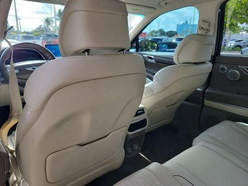 Used 2023 Genesis GV80 2.5T w/ Advanced Package image 18