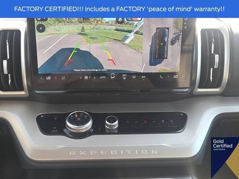 Used 2025 Ford Expedition Max Active AWD/4WD image 40