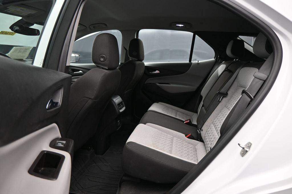 Used 2022 Chevrolet Equinox LS w/ LPO, Floor Liner Package FWD image 23