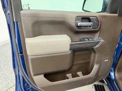 Used 2019 Chevrolet Silverado 1500 LTZ w/ LTZ Premium Package image 11