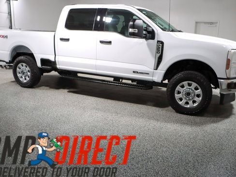 Used 2024 Ford F250 XLT w/ FX4 Off-Road Package image 6