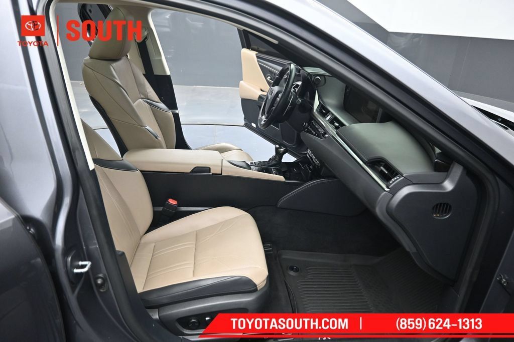 Used 2020 Lexus ES 350 w/ Accessory Package FWD image 32