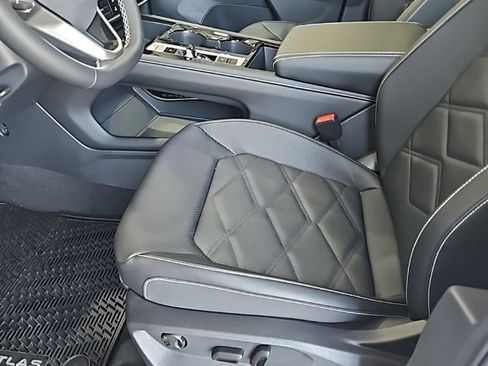 New 2026 Volkswagen Atlas SE AWD/4WD image 30