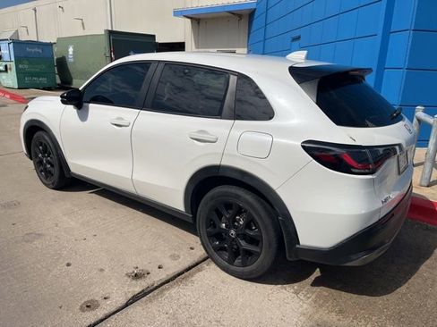Used 2024 Honda HR-V Sport image 7