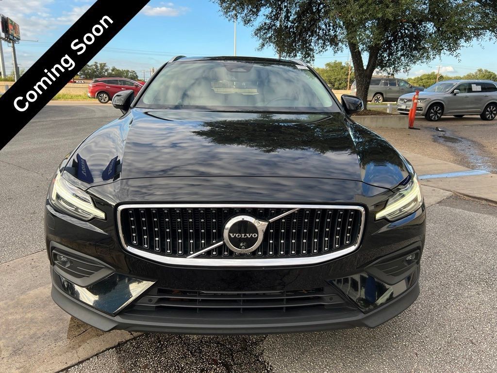 Certified 2024 Volvo V60 B5 Cross Country Plus w/ Protection Package Premier AWD/4WD image 2