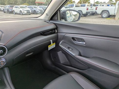 New 2025 Nissan Sentra SR w/ SR Premium Package image 20