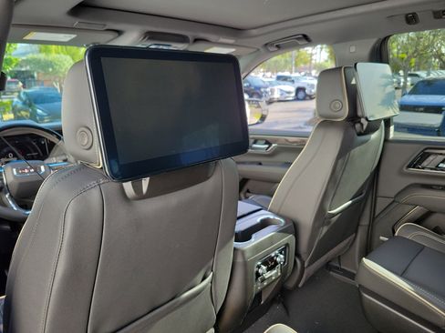 New 2026 GMC Yukon Elevation w/ Elevation Premium Package image 15