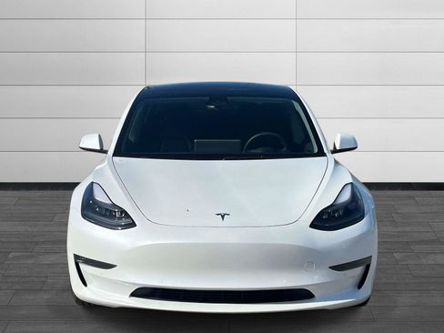 Used 2022 Tesla Model 3 Long Range AWD/4WD image 8