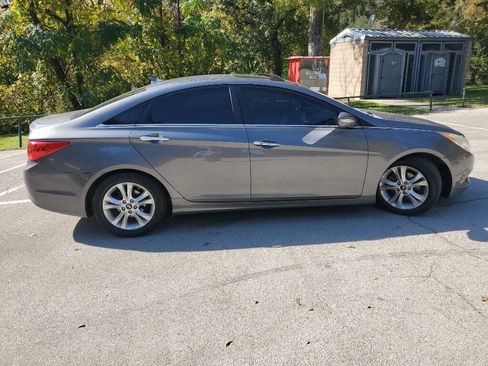 Used 2011 Hyundai Sonata Limited image 7