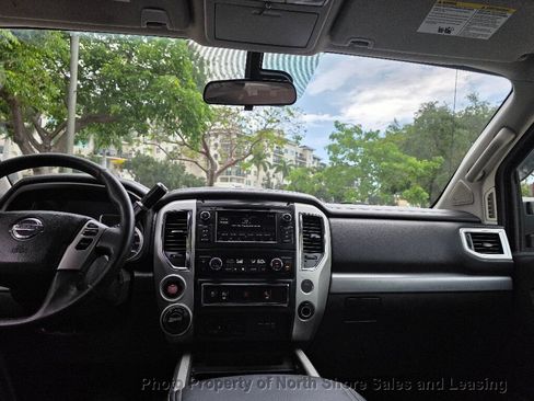 Used 2019 Nissan Titan PRO-4X w/ Pro-4x Utility Package AWD/4WD image 28