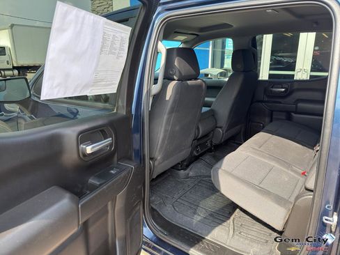 Used 2022 GMC Sierra 1500 Pro w/ Pro Value Package image 9