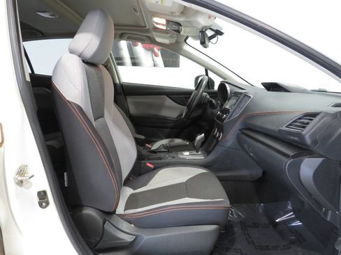 Used 2021 Subaru Crosstrek 2.0i Premium w/ Moonroof Package AWD/4WD image 10