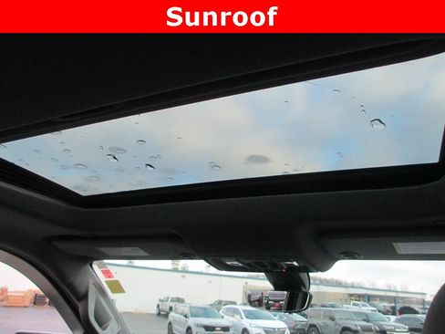 Used 2019 GMC Sierra 1500 Denali w/ Denali Ultimate Package image 16