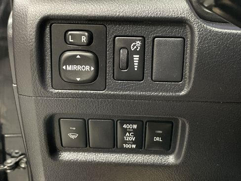 Used 2016 Toyota 4Runner SR5 image 29