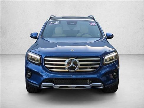 Used 2026 Mercedes-Benz GLB 250 image 2