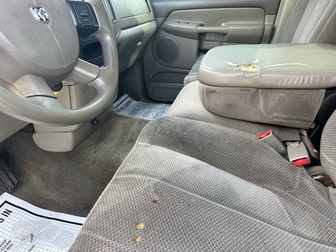 Used 2004 Dodge Ram 1500 Truck SLT image 3