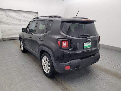 Used 2015 Jeep Renegade Latitude image 5