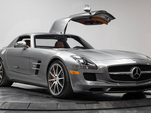 Used 2012 Mercedes-Benz SLS AMG Coupe image 53