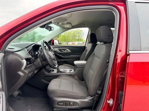 Used 2021 Chevrolet Traverse LT AWD/4WD image 7