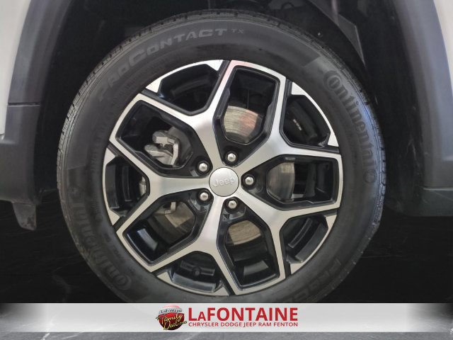Used 2024 Jeep Compass Limited AWD/4WD image 32