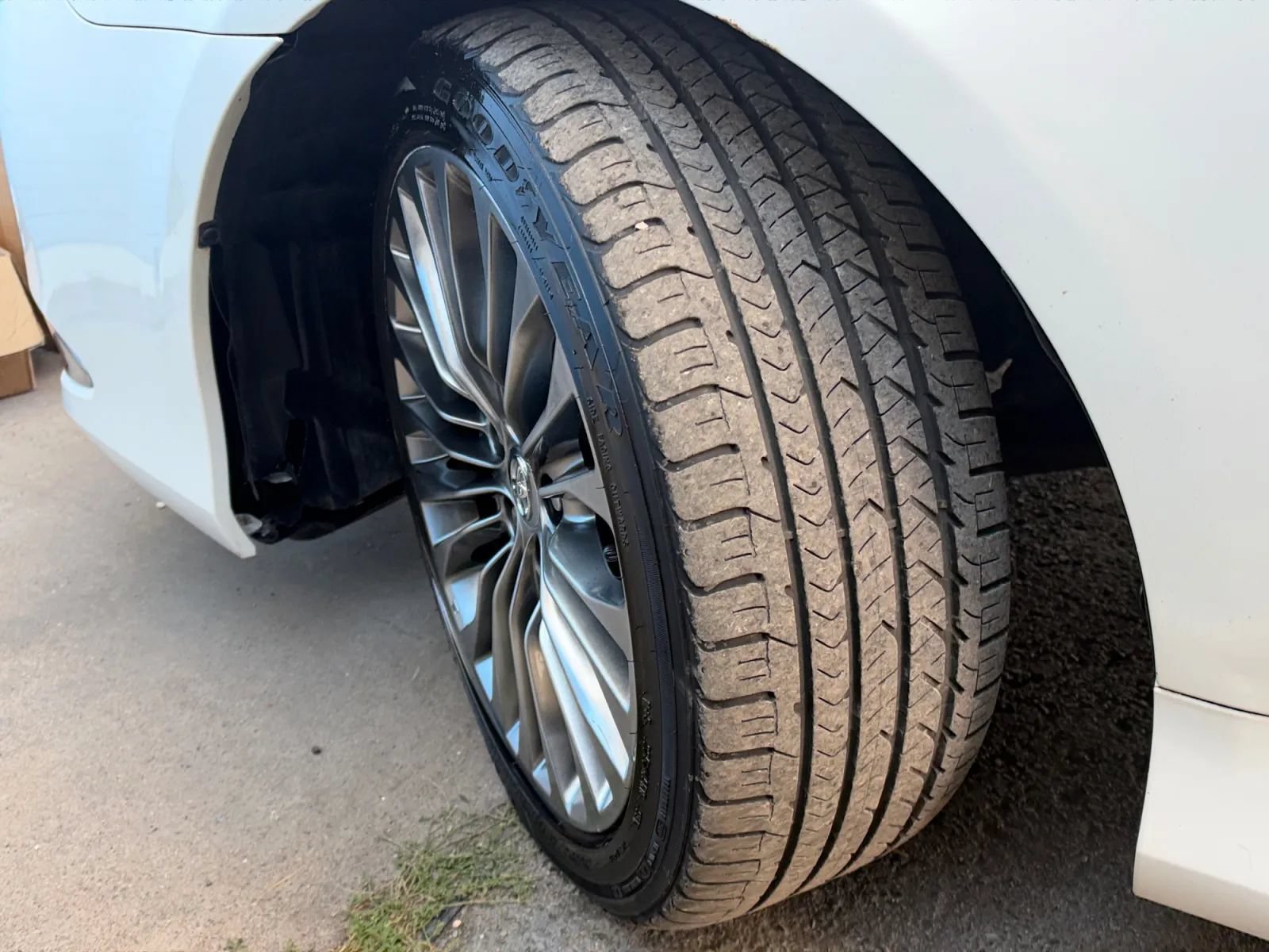Used 2011 Toyota Avalon FWD image 36