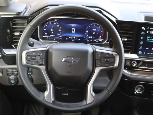 Used 2024 Chevrolet Silverado 1500 RST AWD/4WD image 20