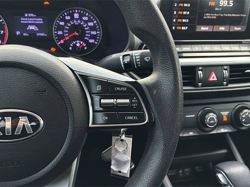 Used 2020 Kia Forte Sedan image 22