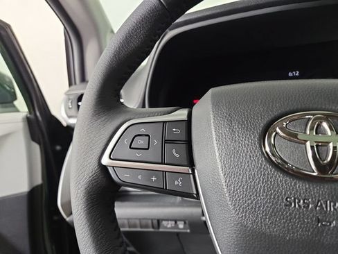 New 2026 Toyota Sienna XLE FWD image 23