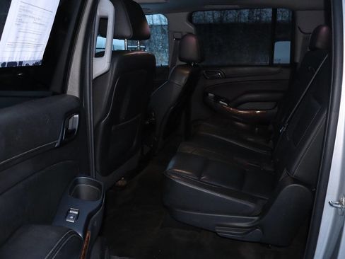Used 2015 Chevrolet Suburban LTZ image 13