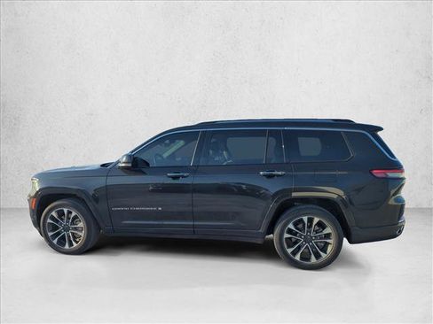 Used 2022 Jeep Grand Cherokee L Overland AWD/4WD image 5