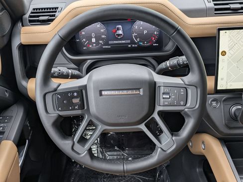 New 2026 Land Rover Defender 110 X-Dynamic SE AWD/4WD image 17