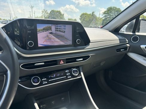 Used 2022 Hyundai Sonata SEL w/ Cargo Package image 10