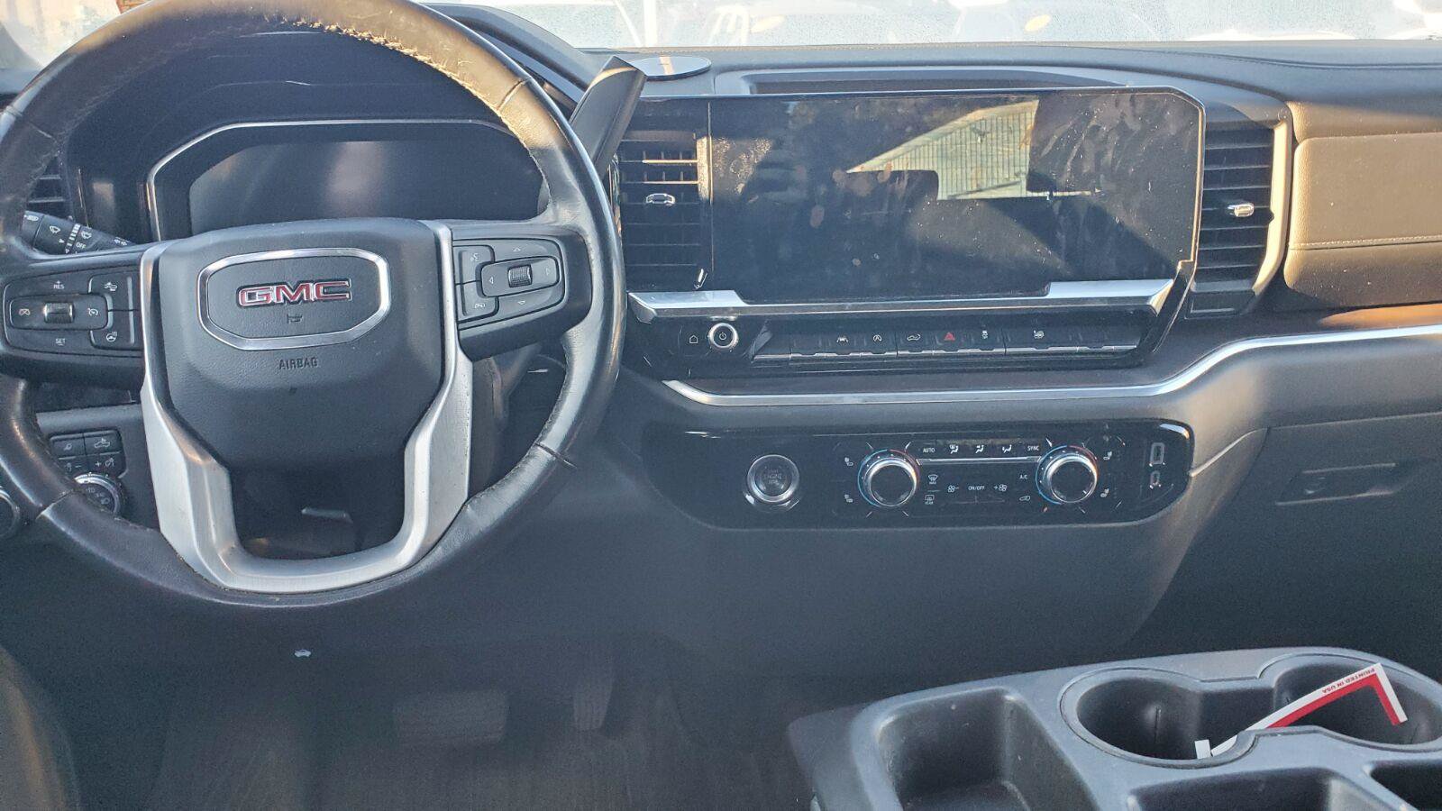 Used 2022 GMC Sierra 1500 SLT AWD/4WD image 7