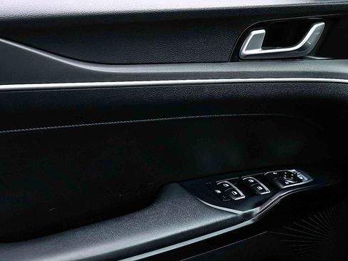 Used 2022 Kia K5 GT-Line w/ GT-Line Awd Premium Package image 15