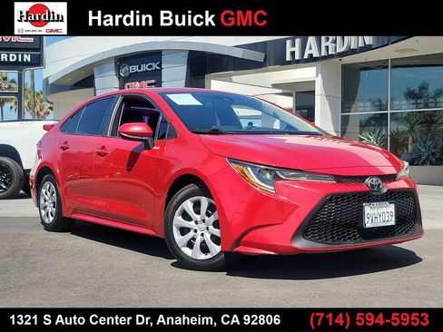 Used 2020 Toyota Corolla LE FWD image 1