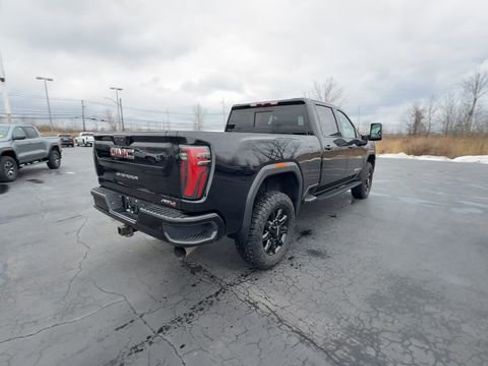 Certified 2024 GMC Sierra 3500 AT4 w/ AT4 Preferred Package AWD/4WD image 8