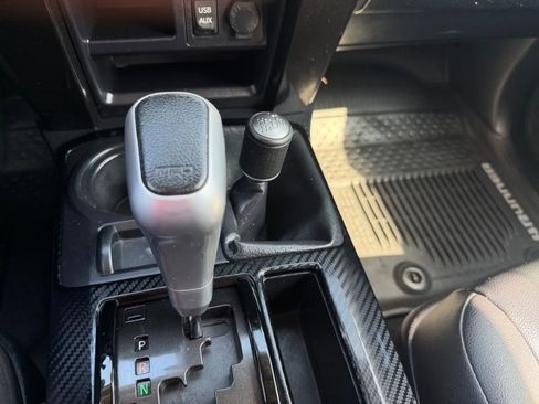 Used 2019 Toyota 4Runner TRD Off-Road Premium w/ Wilderness Package image 18