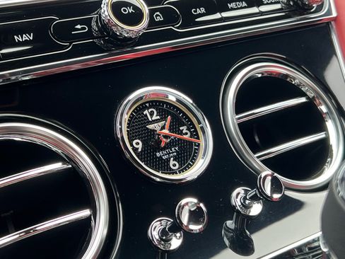 Used 2020 Bentley Continental GT image 28