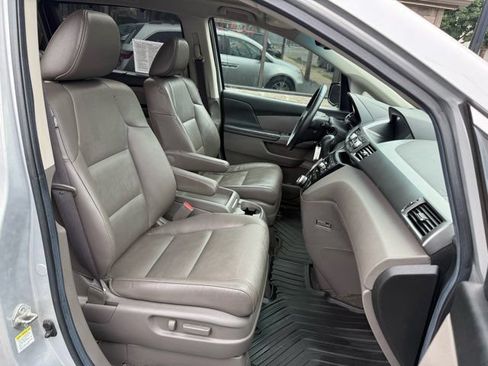Used 2012 Honda Odyssey EX-L image 22