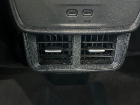 Used 2025 Chevrolet Equinox LT image 23