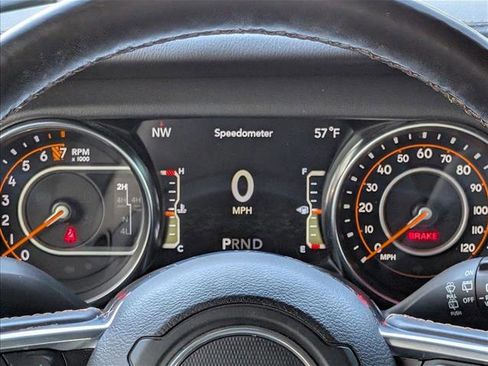 Used 2021 Jeep Wrangler Unlimited Sahara image 13